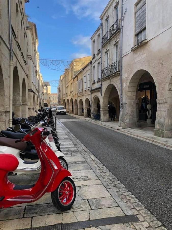 Appartement T3 Tout Confort En Duplex A 20Mn A Pied Du Centre-Ville Avec Tv Et Wifi La Rochelle  Zewnętrze zdjęcie